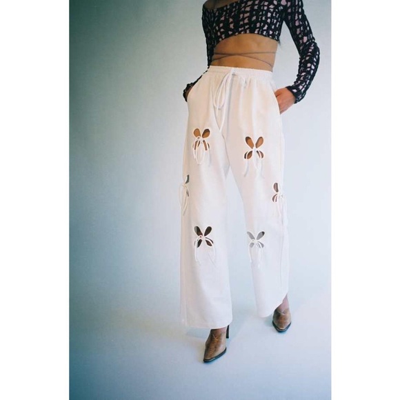 J.Kim Cream Petal Cutout Sweatpants from SS 2021 - Picture 6 of 7